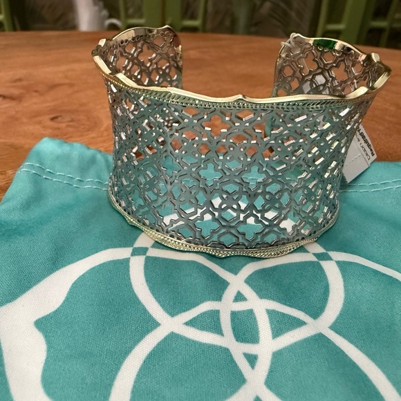 Kendra Scott Silver Intricate Candice silver and gold Cuff Bracelet one size NWT - Picture 4 of 10